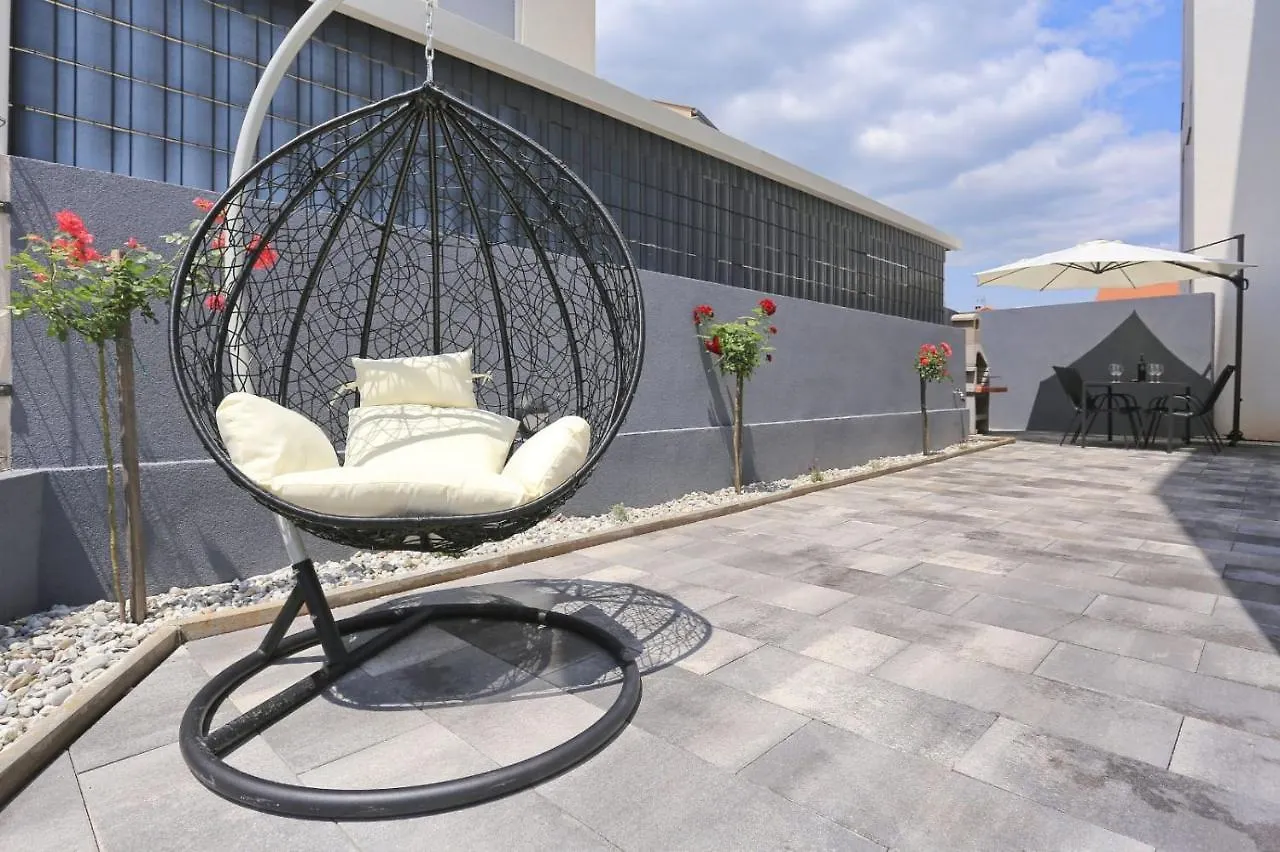 Apartment Garden Zadar